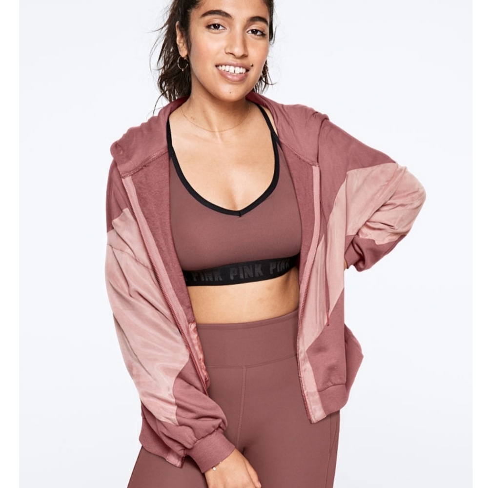 NWT PINK SPORT JACKET 
FULL-ZIP W/HOOD 
SZ LARGE